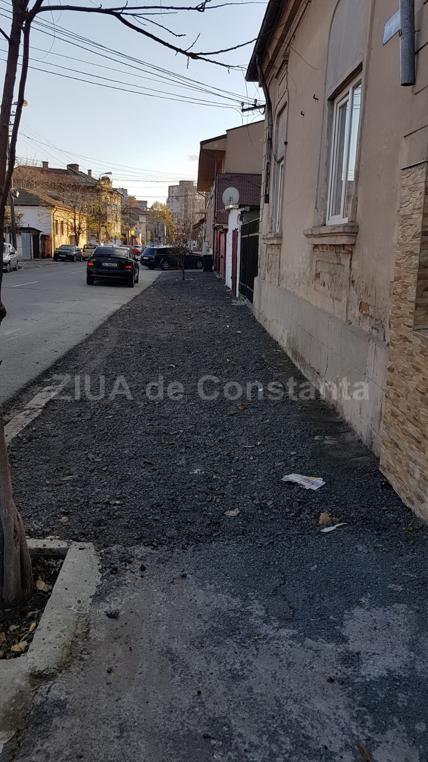 reclamatii la adresa confort urban sa trotuarele de pe strada avram iancu asfaltate preferential ce spune
