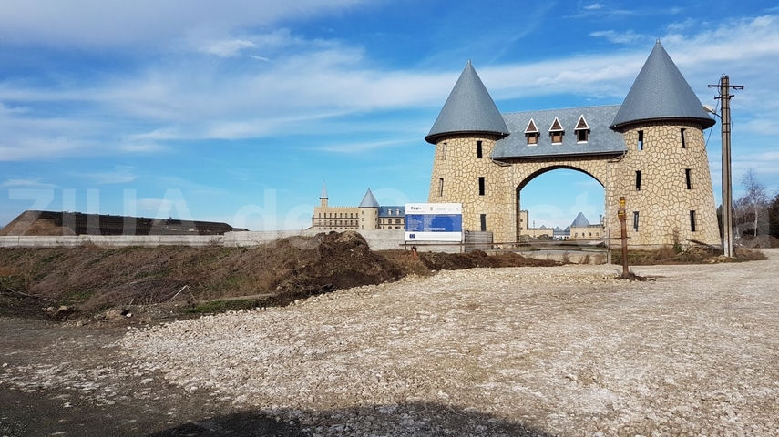 cu fonduri europene un fost consilier judetean ridica un complex sportiv in apropiere de mangalia constructia