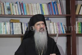 Mesajul arhiepiscopului Tomisului „Naşterea Domnului aduce înnoirea firii, este începutul mântuirii noastre“