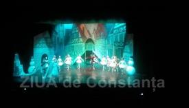 Sărbători pe scenă, în pași de balet clasic, pentru artiștii Teatrului „Oleg Danovski“