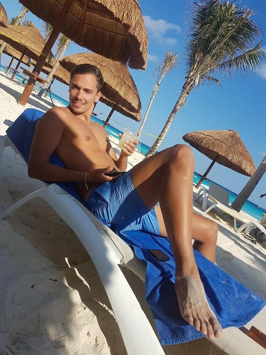 jurnal de vacanta impresionanta cultura mayasa vlad neagu fotbalist la ssc farul si a petrecut luna de