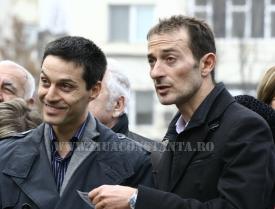 UPDATE! Avocatul lui Alexandru Mazăre a anunţat că şi acesta este plecat în vacanţă în Madagascar!   