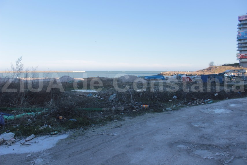 administratia bazinala de apa dobrogea litoral si primaria constanta isi disputa in instanta zona poligon
