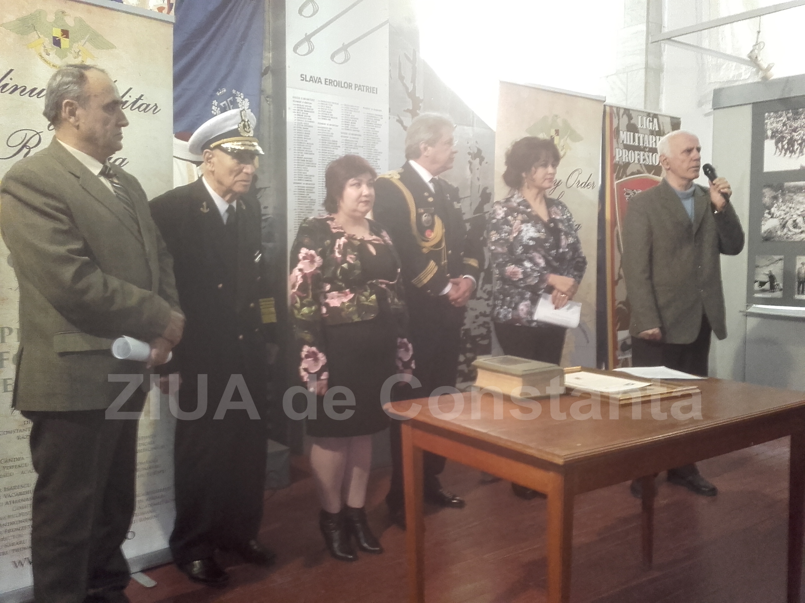 viceamiralul r cu trei stele petre zamfir comandor al ordinului militar de romania cea mai mare implinire