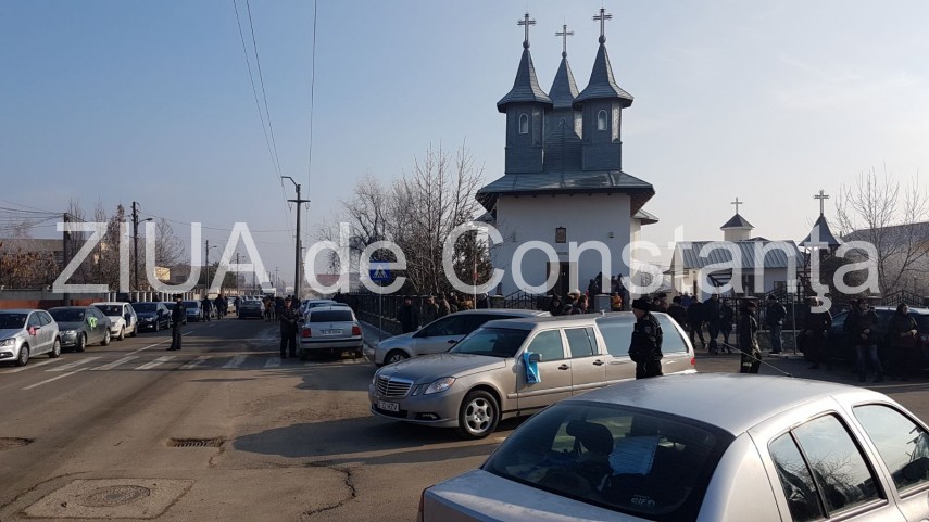 imagini de la eveniment live text teodora care a decedat saptamana trecuta dupa ce a nascut la o clinica