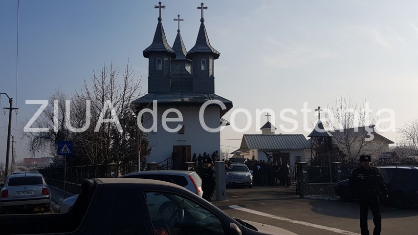 imagini de la eveniment live text teodora care a decedat saptamana trecuta dupa ce a nascut la o clinica