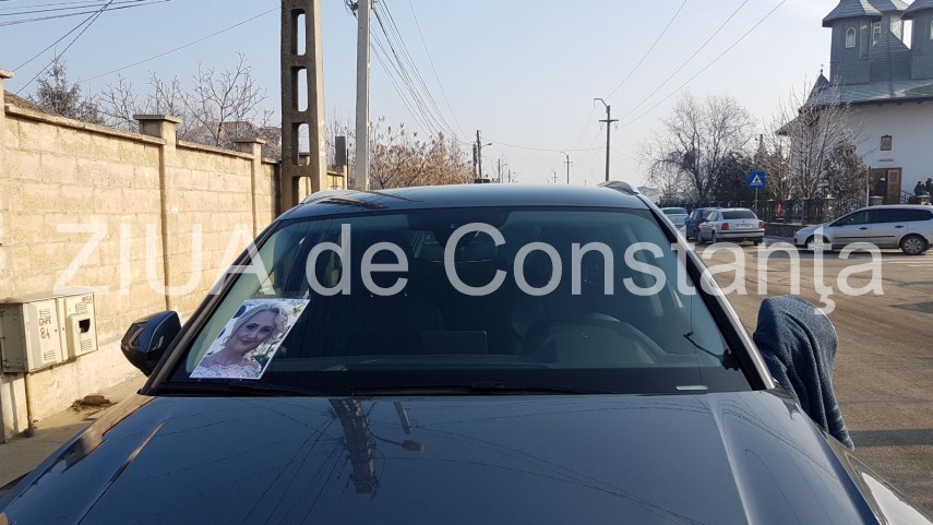 imagini de la eveniment live text teodora care a decedat saptamana trecuta dupa ce a nascut la o clinica
