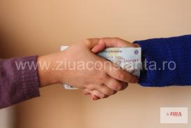 Un bărbat a oferit mită unui polițist de frontieră. Ce i-a cerut omului legii în schimbul banilor oferiți 