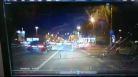Pieton, lovit de un taxi în zona City Park Mall Constanța. Impactul a fost filmat (video)