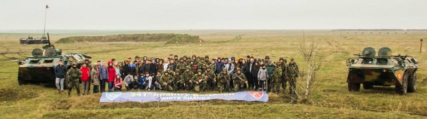 militarii de la batalionul 341 infanterie constanta vizitati de elevi in cadrul proiectului scoala altfel militarii de la batalionul 341 infanterie constanta vizitati de elevi in cadrul proiectului scoala altfel