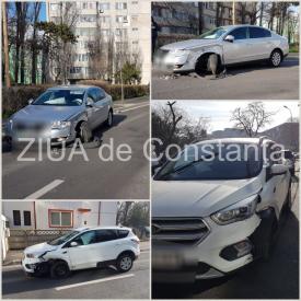 Imagini de la eveniment Accident rutier pe strada Traian din Constanța. Două mașini s-au lovit frontal. O persoană, transportată la spital (galerie foto+video)       