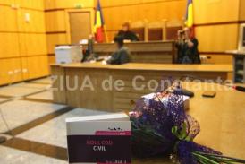 Judecata s-a terminat!   Proces pentru confiscarea unui pistol cu gaze (defect) găsit în casa lui Radu Mazăre