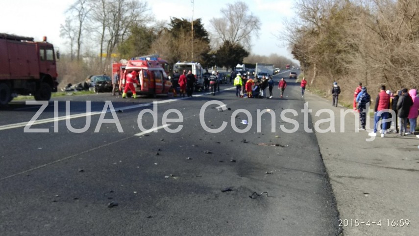 imagini de la eveniment accident rutier grav la neptun judetul constanta mai multe persoane au fost ranite imagini de la eveniment accident rutier grav la neptun judetul constanta mai multe persoane au fost ranite