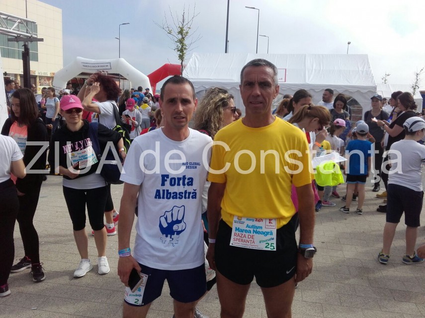 imagini de la eveniment 2 000 de persoane participa la ultramaratonul de 24 de ore pe nisip de la mamaia