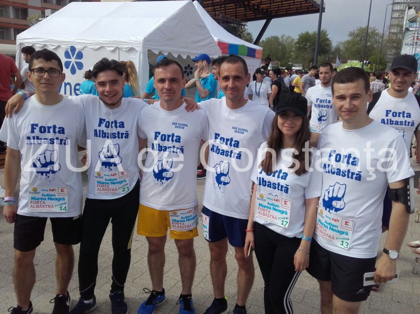 imagini de la eveniment 2 000 de persoane participa la ultramaratonul de 24 de ore pe nisip de la mamaia