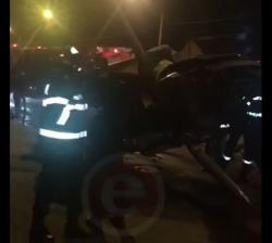 Accident spectaculos în această noapte. În fața unei benzinării. Șoferul este un viitor polițist. Nimeni nu înțelege cum a scăpat cu viață (galerie foto)
