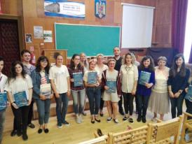 O altfel de festivitate de premiere la Colegiul „Mircea“. Concursul regional de creaţie Literar@.Lasă-ne să te citim