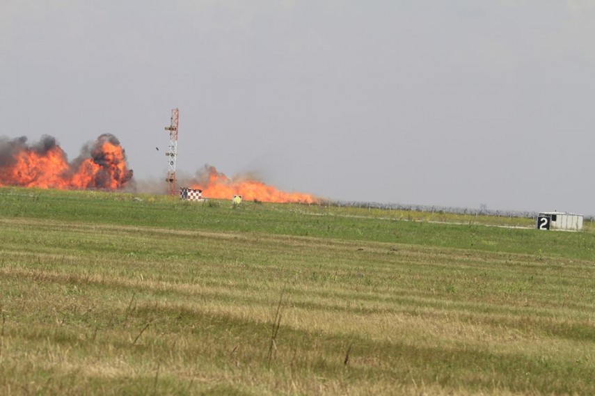 accident aviatic la baza borcea din fetesti un mig 21 lancer s a prabusit la un show aviatic 663760