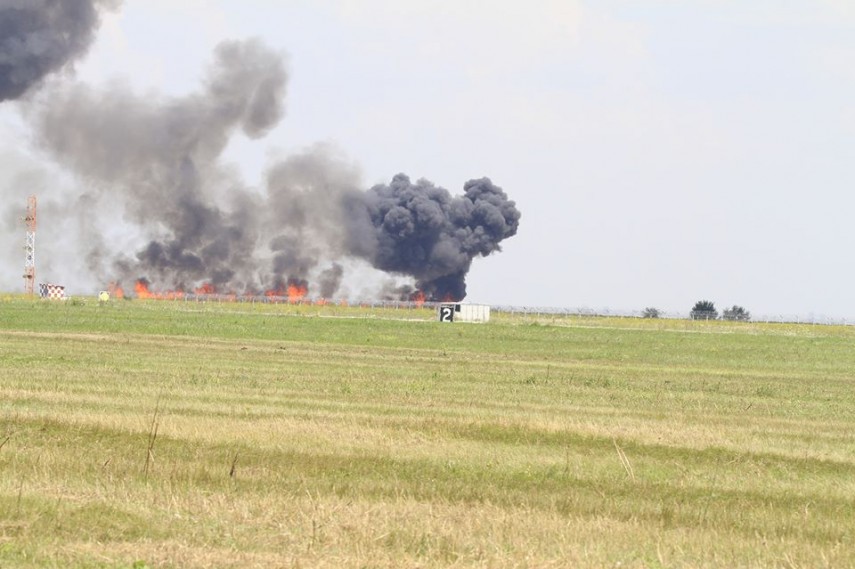 accident aviatic la baza borcea din fetesti un mig 21 lancer s a prabusit la un show aviatic 663760