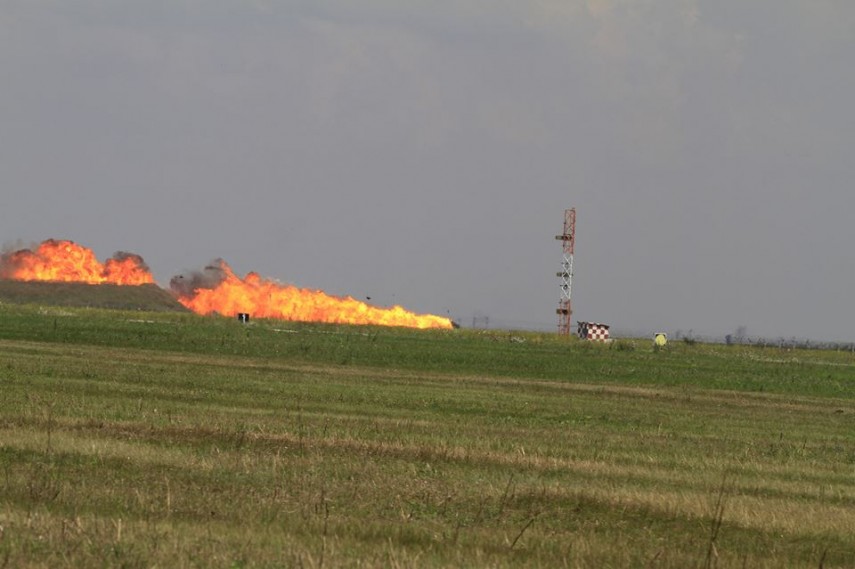 accident aviatic la baza borcea din fetesti un mig 21 lancer s a prabusit la un show aviatic 663760