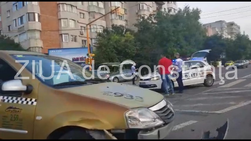 accident in zona institutului de marina din constanta doua autoturisme implicate 663787