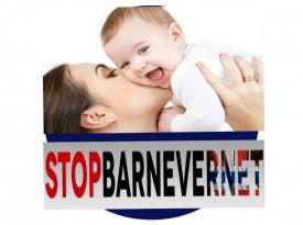 Protest la Cluj, pentru susținerea medicului Camelia Simcală Organizatorii afirmă că mii de copii sunt răpiți anual, în anumite țări nordice