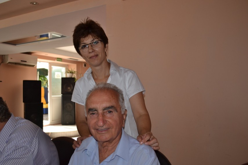 generatiile 1948 1952 fostii juniori ai cimentului medgidia s au revazut si in 2018 din 1994 se intalnesc