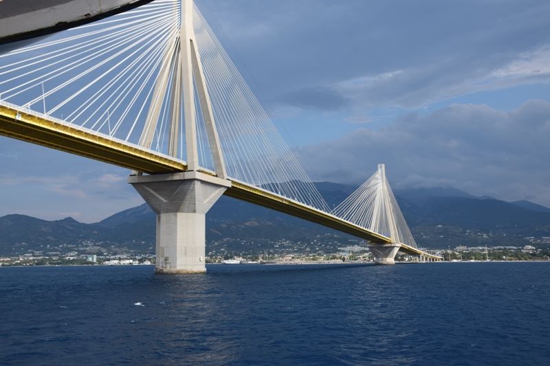 imagini impresionante nava scoala mircea a tranzitat canalul corint pentru a doua oara in cateva luni