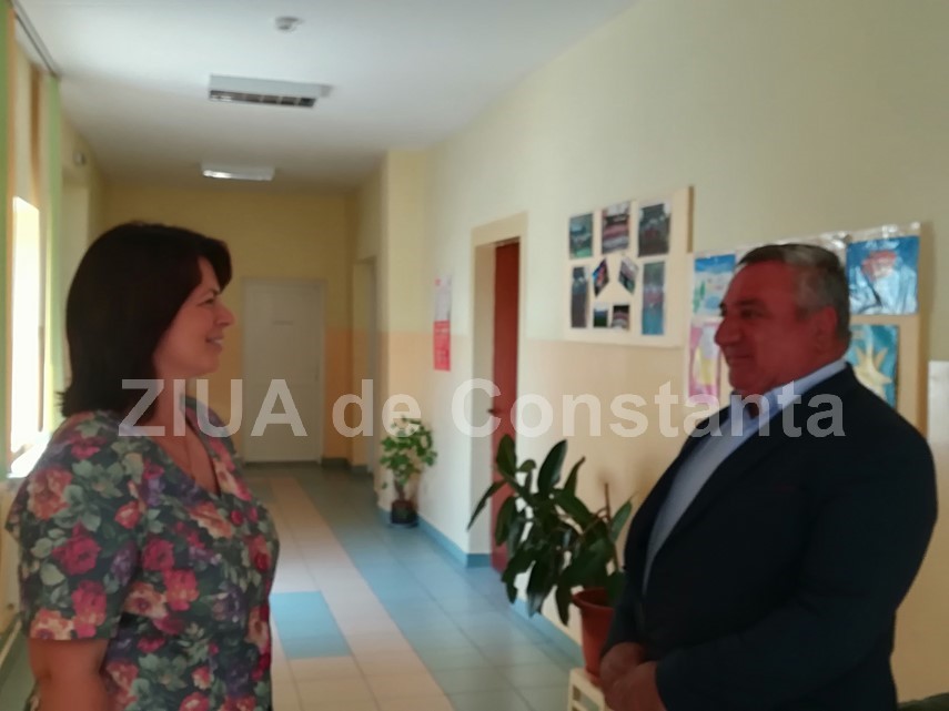 adrianv radulescu ctitorul de ziua educatiei 2018 adrian v radulescu devine patronul spiritual al scolii