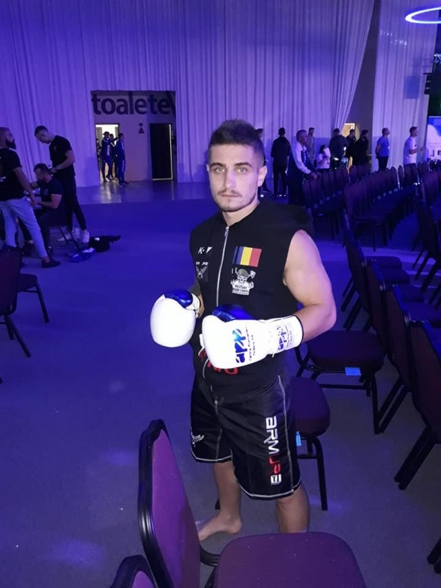 micul bonjasky de la keru kento constanta madalin craciunica a castigat centura la gala app fighting