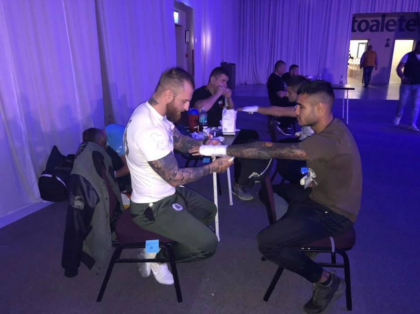 micul bonjasky de la keru kento constanta madalin craciunica a castigat centura la gala app fighting