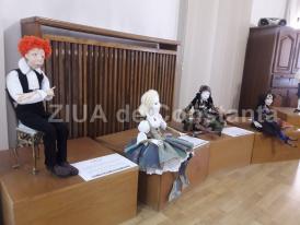 Păpușile simbolice ale artistului plastic  Elena Orbocea ne învață „iubirea și dragostea între oameni și între popoare“ (galerie foto)