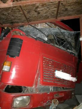 Judeţul Constanţa La un pas de tragedie în Valu lui Traian. Un şofer a condus o autobasculantă. Ce alcoolemie avea şoferul 