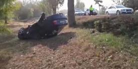 Maşină, răsturnată la ieşire din Eforie Nord. Care este starea şoferului (video) 