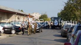 Imagini de la eveniment Constanţa. Comandorul de aviaţie Ştefan Gogoaşe, condus pe ultimul drum (galerie foto + video)