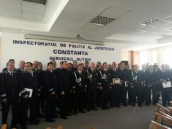 Avansări în grad pentru merite excepționale la IPJ Constanța. Mai mulți ofițeri și agenți, înaintați în grad de Ziua Națională a României (galerie foto)        