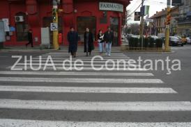 Sondaj de opinie Constănțenii vor să aibă treceri de pietoni semaforizate pe bază de buton 