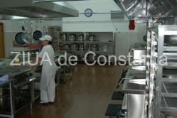 Arimex Comexim 2000 le face o surpriză bolnavilor din Spitalul Judeţean, de Moş Nicolae! Cei mici vor primi cadouri