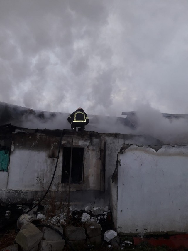 update alerta la isu dobrogea un incendiu a izbucnit la manastirea din localitatea closca judetul constanta