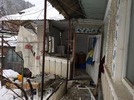 Judeţul Neamţ Explozie într-o gospodărie. Un bătrân, rănit (galerie foto)