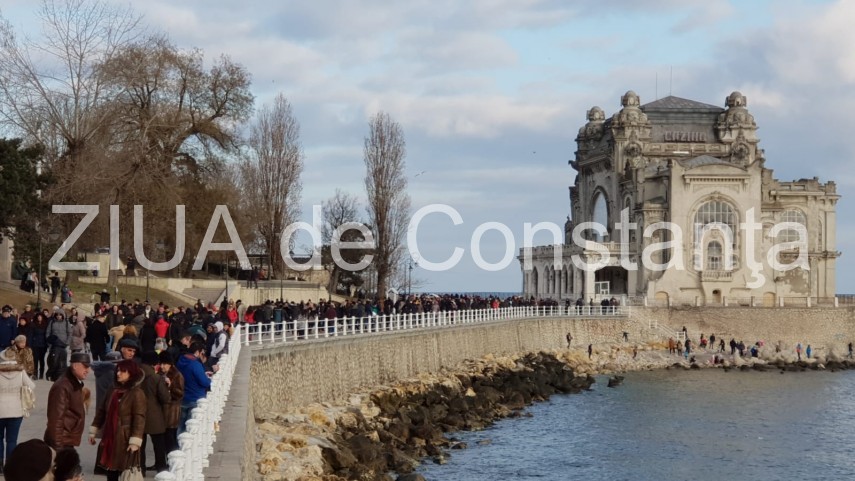 vreme frumoasa in prima zi a anului 2019 la constanta faleza cazinoului preferata de constanteni galerie