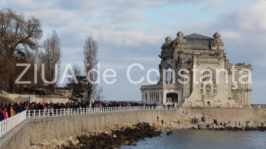 vreme frumoasa in prima zi a anului 2019 la constanta faleza cazinoului preferata de constanteni galerie