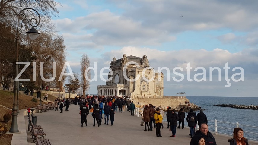 vreme frumoasa in prima zi a anului 2019 la constanta faleza cazinoului preferata de constanteni galerie