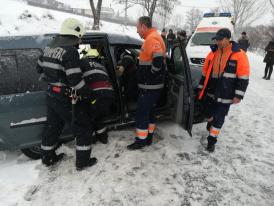 Accident rutier în Neamț. Au fost implicate un tir și un autoturism
