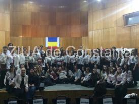 „Românie de dor, ţara mea de glorii“ Spectacol special al elevilor Colegiului Naţional de Arte „Regina Maria“ (fotoreportaj + video)