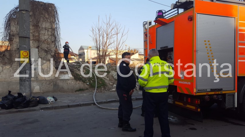 imagini de la eveniment incendiu in municipiul constanta langa hanul balcan pompierii isu dobrogea chemati