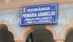 O societate din Constanţa se va ocupa de renovarea şi modernizarea căminului cultural din Zorile, comuna Adamclisi (document)