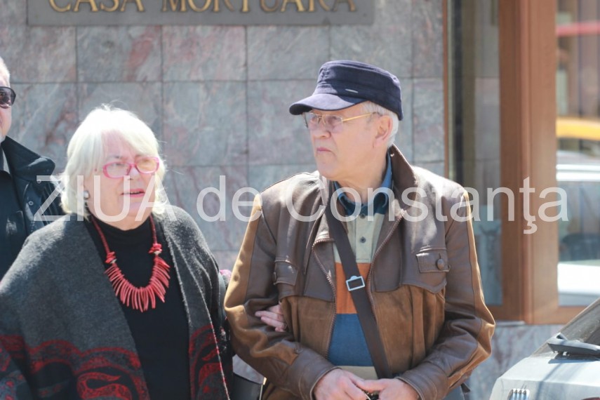 imagini de la eveniment fostul director al santierului naval constanta dumitru fuiorea condus pe ultimul