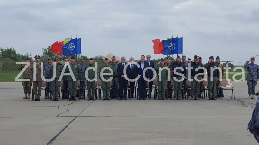imagini de la eveniment ministrul gabriel les prezent la ceremonia de certificare a detasamentului italian imagini de la eveniment ministrul gabriel les prezent la ceremonia de certificare a detasamentului italian