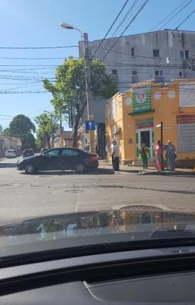 Accident la intersecţia străzilor Nicolae Iorga cu Mihai Viteazu